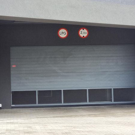 Q Apart Meta - Manufaktura, Klimatyzacja I Parking Gratis, Fv, Gwarancja Zadowolenia Лодзь Экстерьер фото